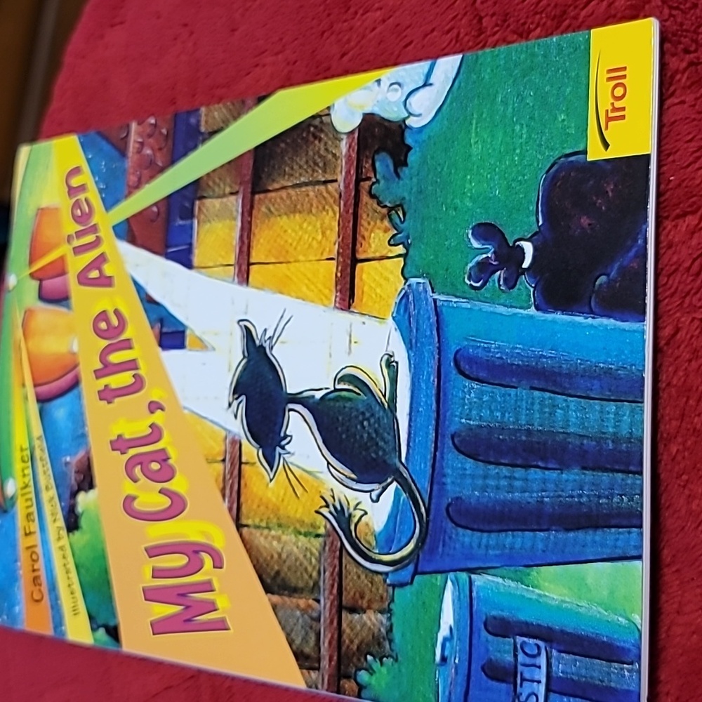My Cat, the Alien Educational Reader Booklet Edition